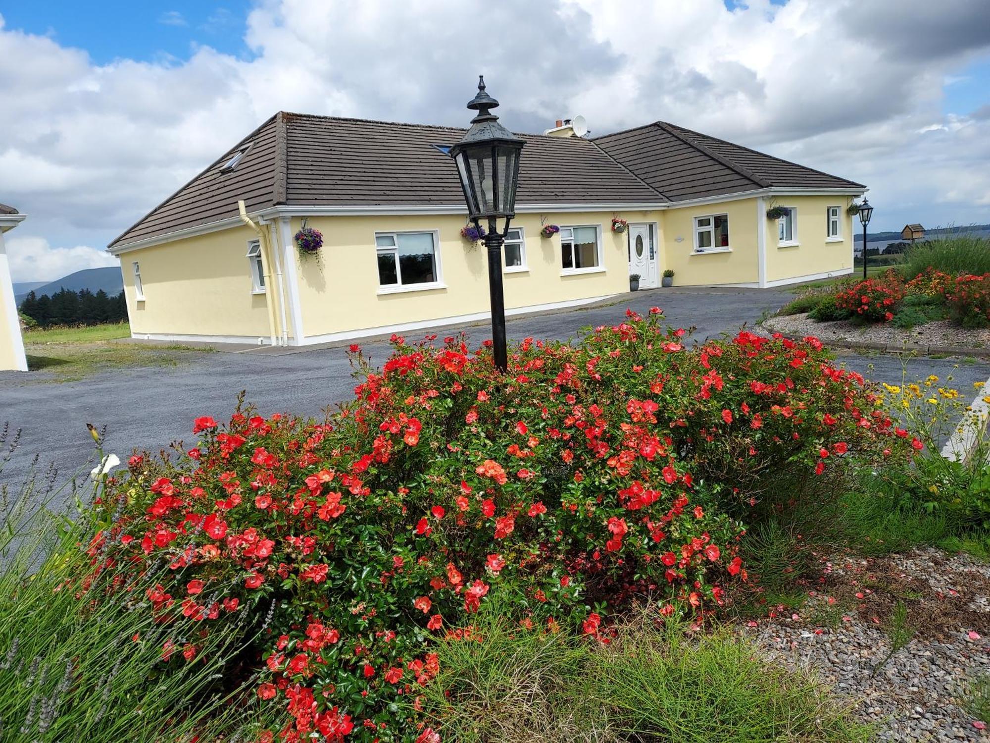 Tullaleagan Guesthouse Oughterard Ngoại thất bức ảnh